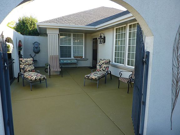 Front breezeway with gate 