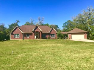 1402 China Grove Dr, Rosharon, TX 77583