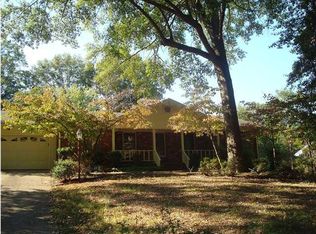 902 W Lamar Ave, Tuscumbia, AL 35674