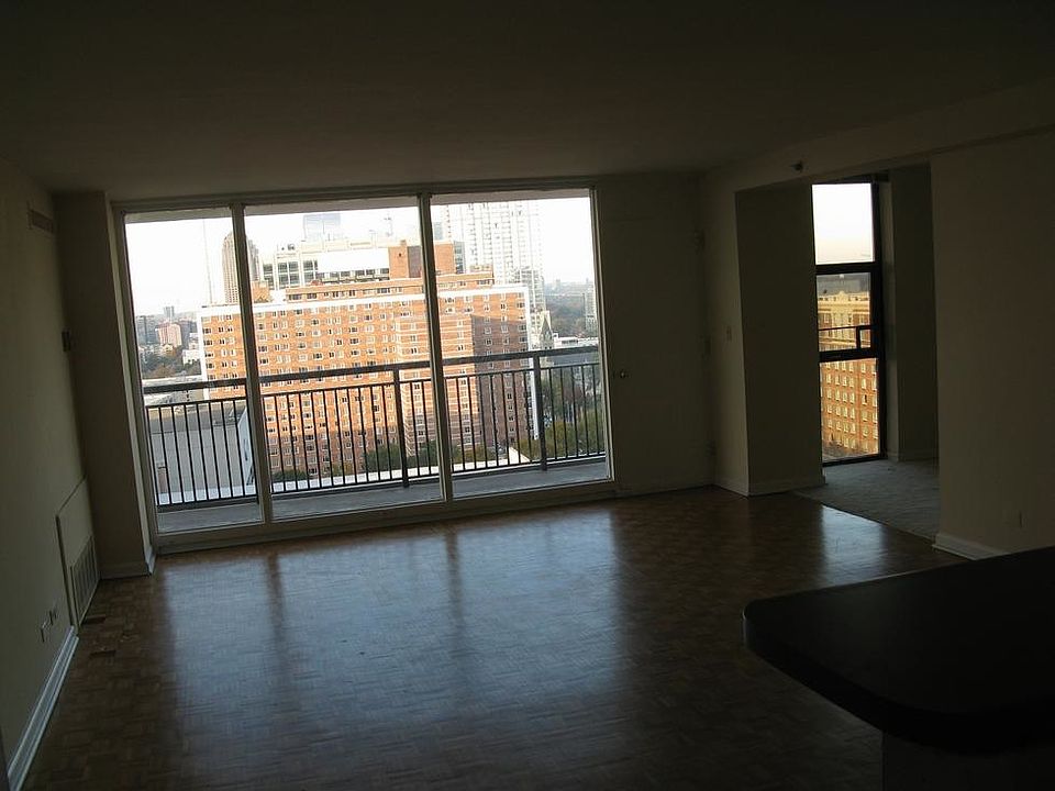 16x22 living room