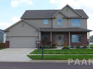 1705 Retriever Ln, Washington, IL 61571