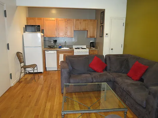 Rented by Uptown Flats LLC | media 14