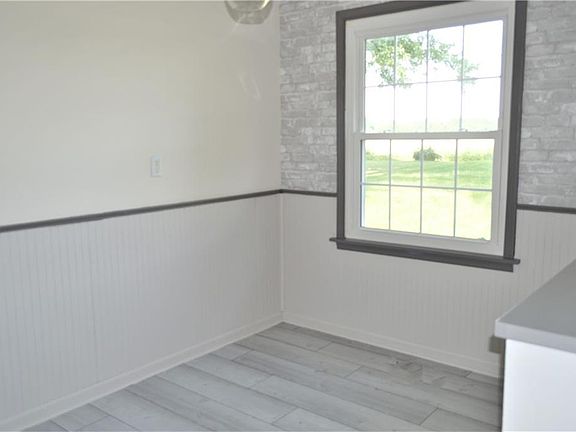 5th image of 1322 Sherwood Dr