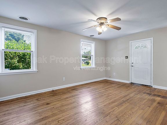 5th image of 3408 Missouri Ave