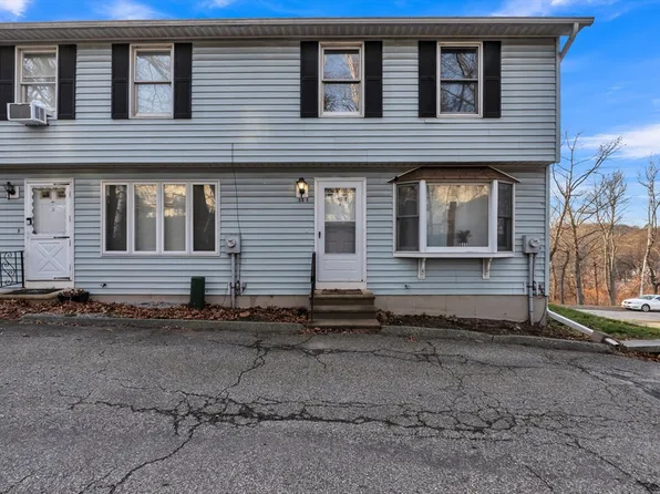 35 Genessee St APT I, Worcester, MA 01603