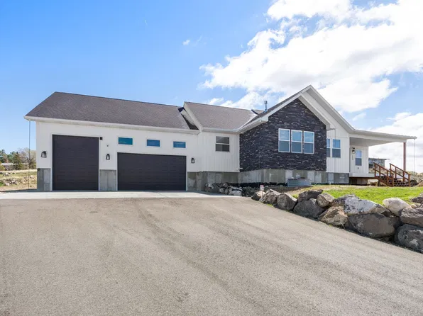 5900 N Alma Dr, Idaho Falls, ID 83401