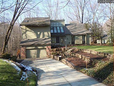 1st image of 220 Hiram College Dr