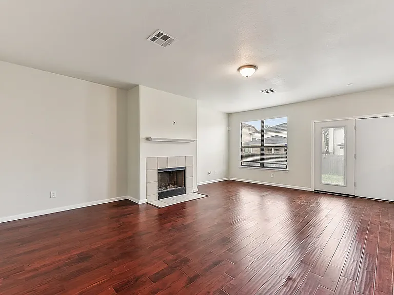8717 Sage Meadow Dr — Photo 9