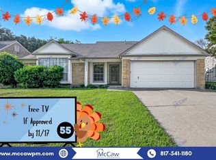 8202 Weatherly Dr, Rowlett, TX 75089