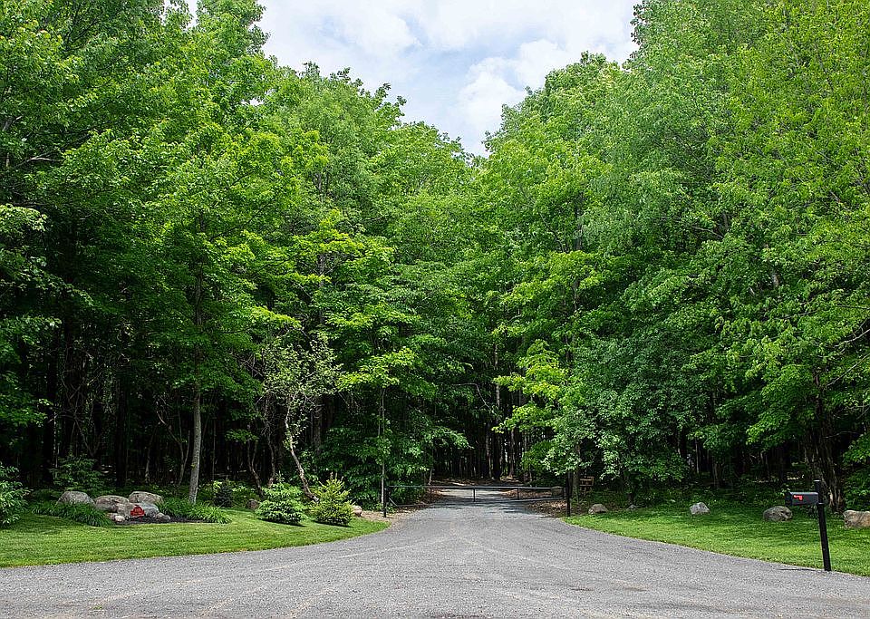 Gated driveway entrance