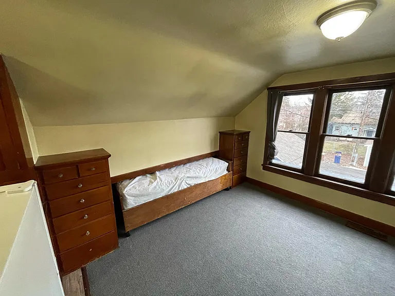 809 W Spofford Ave #6 — Photo 2