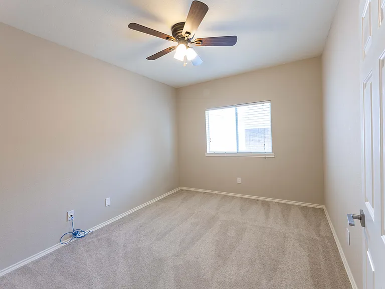 3015 Oak Dr — Photo 21
