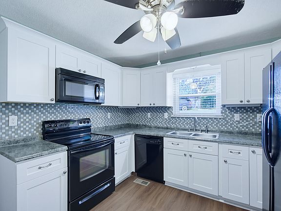 3rd image of 7318 Hydrus Dr