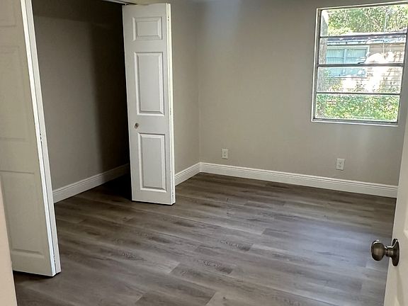 5th image of 6107 16th Ave S #2