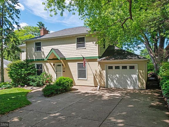 3rd image of 1759 Yorkshire Ave
