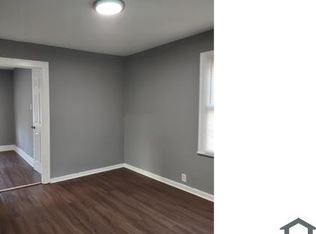 10562 S Indiana Ave, Chicago, IL 60628