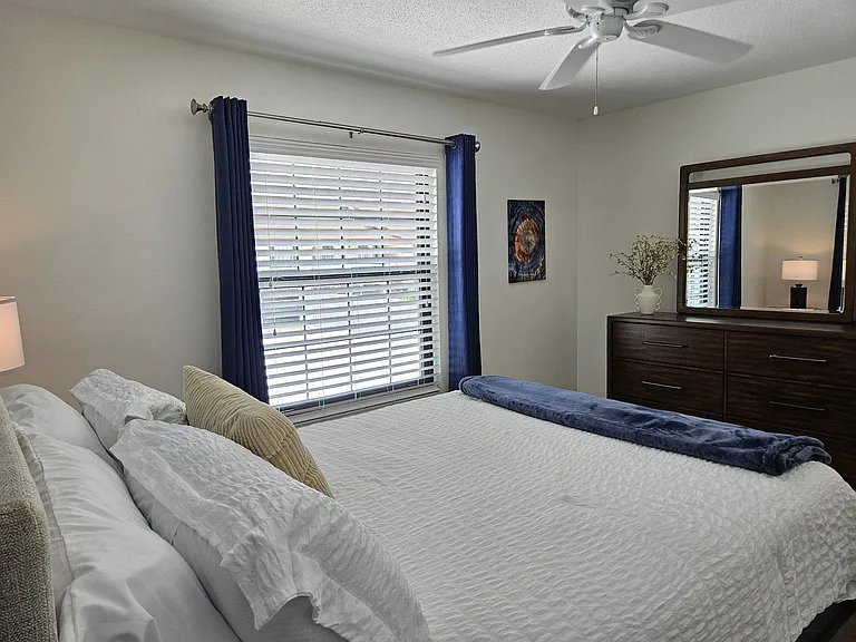 764 Avenida Estancia #206-B — Photo 41