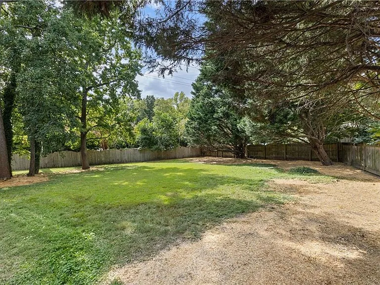1605 Dey Cove Dr — Photo 31