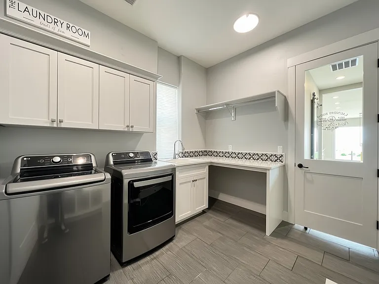 5561 E Hootowl Dr — Photo 42