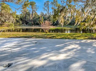 722 Landry Ln, Tavares, FL 32778