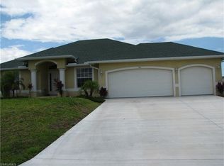 520 SW 31st Ter, Cape Coral, FL 33914