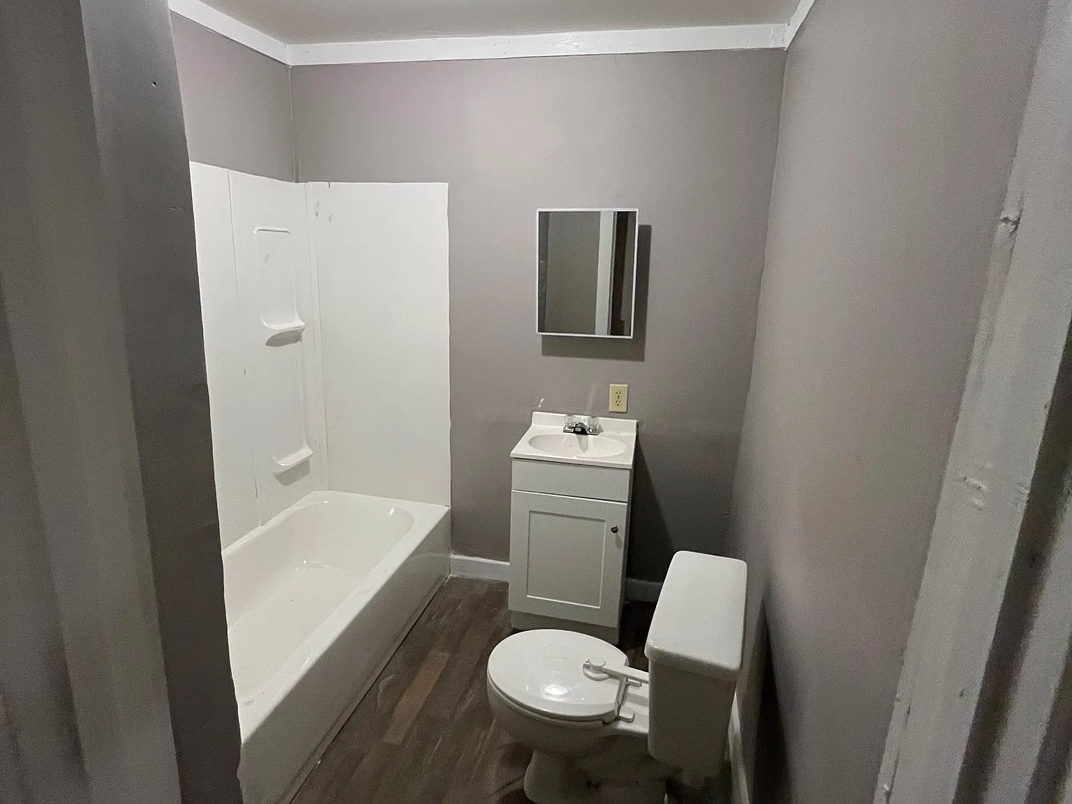 4902 Linden St - A — Photo 4