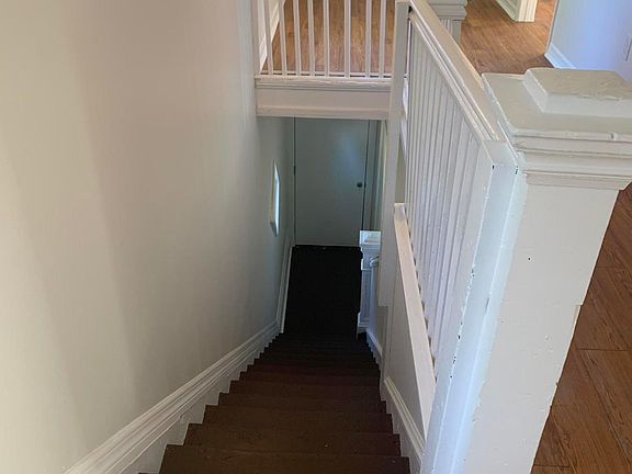 5th image of 446 Belfort St #1