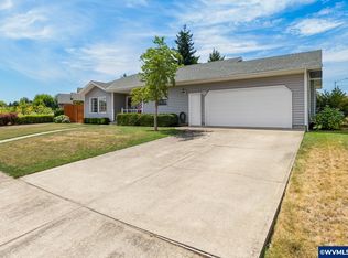 875 Hermanson St, Woodburn, OR 97071