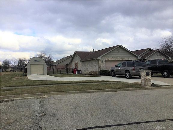 2nd image of 610 Boulder Dr