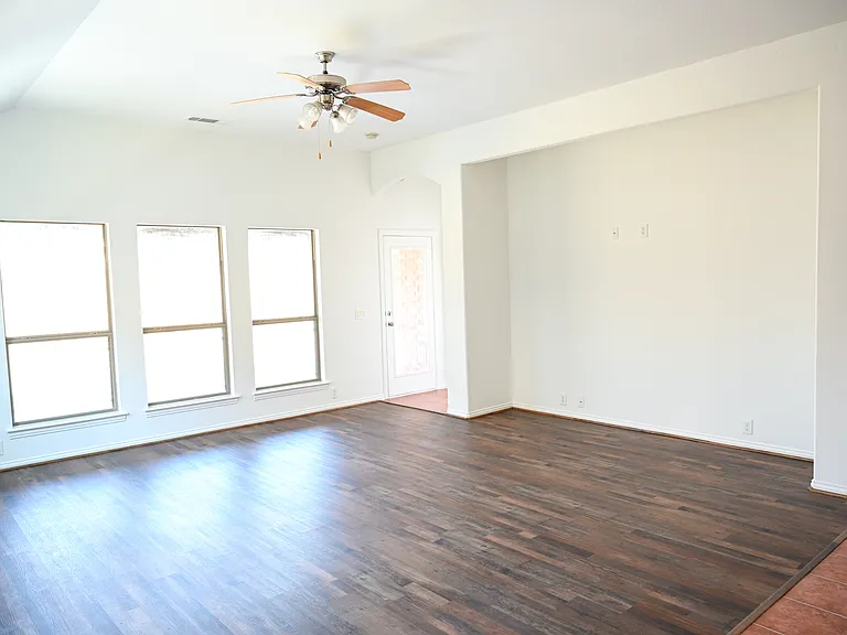 2204 Rockport Dr — Photo 21