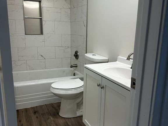 2nd image of 1116 Buffalo St