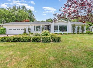 71 Benton Rd, Saginaw, MI 48602