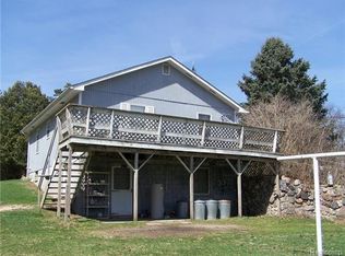12330 Dunham Rd, Hartland, MI 48353
