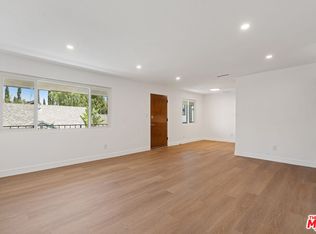 4442 Kingswell Ave APT 4, Los Angeles, CA 90027
