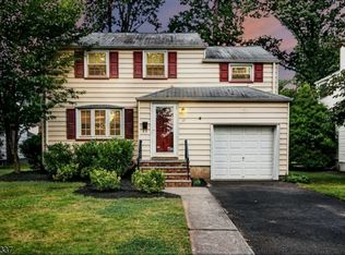 17 W End Pl, Cranford, NJ 07016