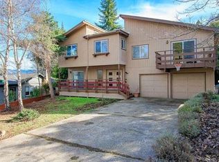 1037 Hiawatha Pl, Ashland, OR 97520