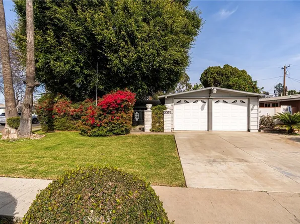 2381 W Transit Ave, Anaheim, CA 92804
