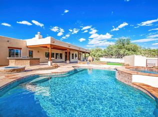 10450 E Placita Guanajuato, Tucson, AZ 85749