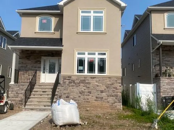 47 Milburn St, Staten Island, NY 10306