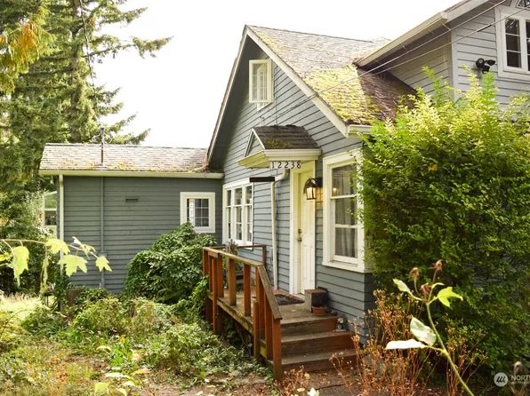 12238 Military Road S, Seattle, WA 98168