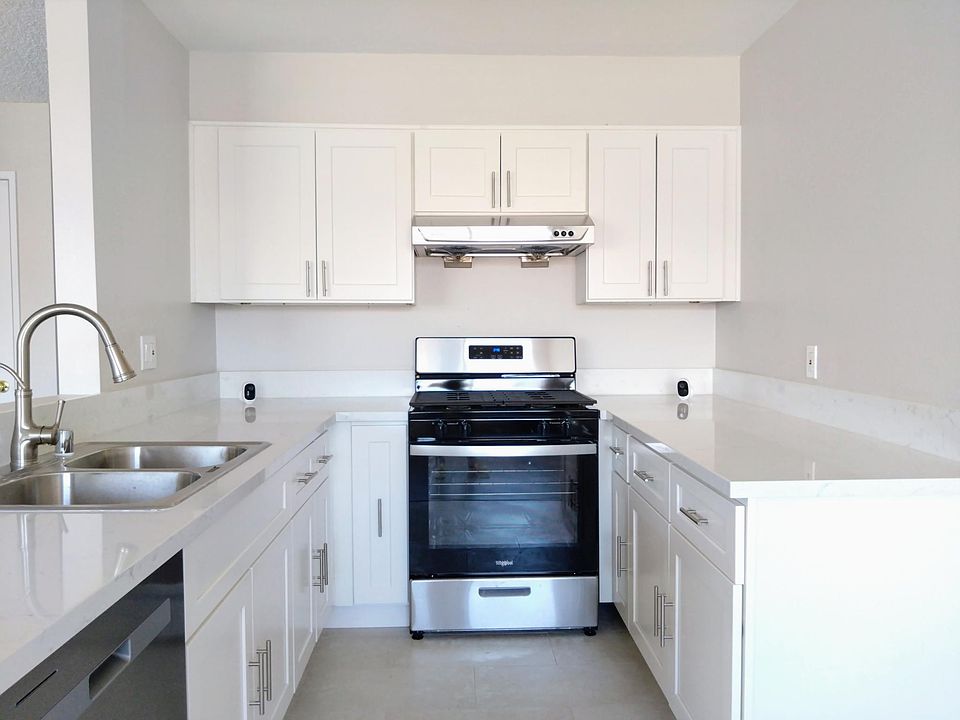 1st image of 402 S Orange Ave APT C
