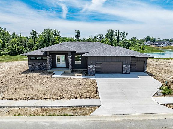 3rd image of 10419 Chestnut Creek Blvd