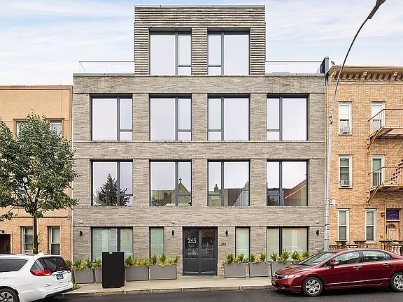 5th image of 265 20th St #3R