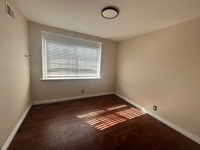 28740 Lomo Dr — Photo 18