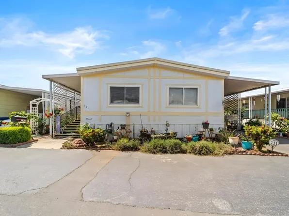 1724 Minnewawa Ave Space 131, Clovis, CA 93612