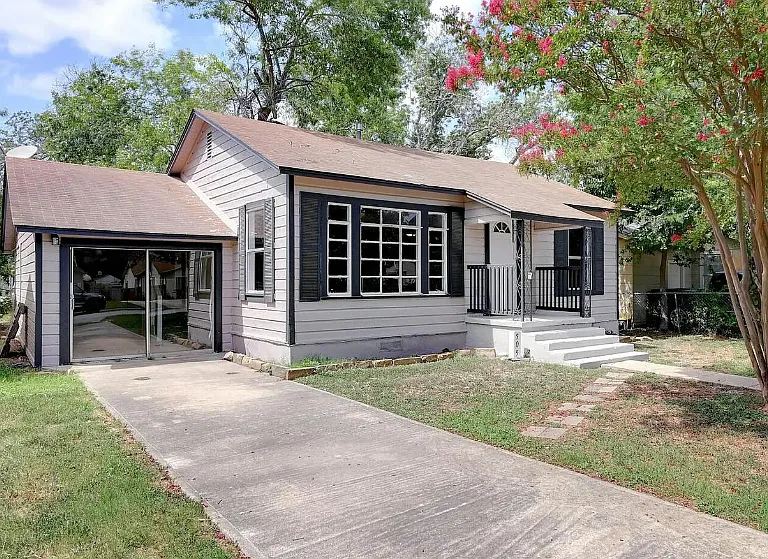 505 Wright Ave — Photo 2