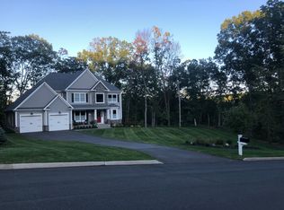 35 Perry Dr, Burlington, CT 06013