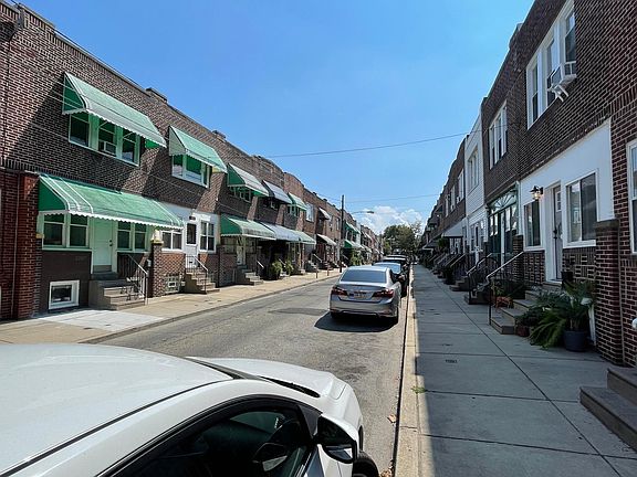 2nd image of 2202 S Norwood St