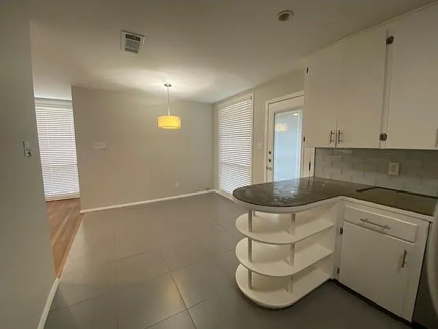 5205 Knight Cir — Photo 11