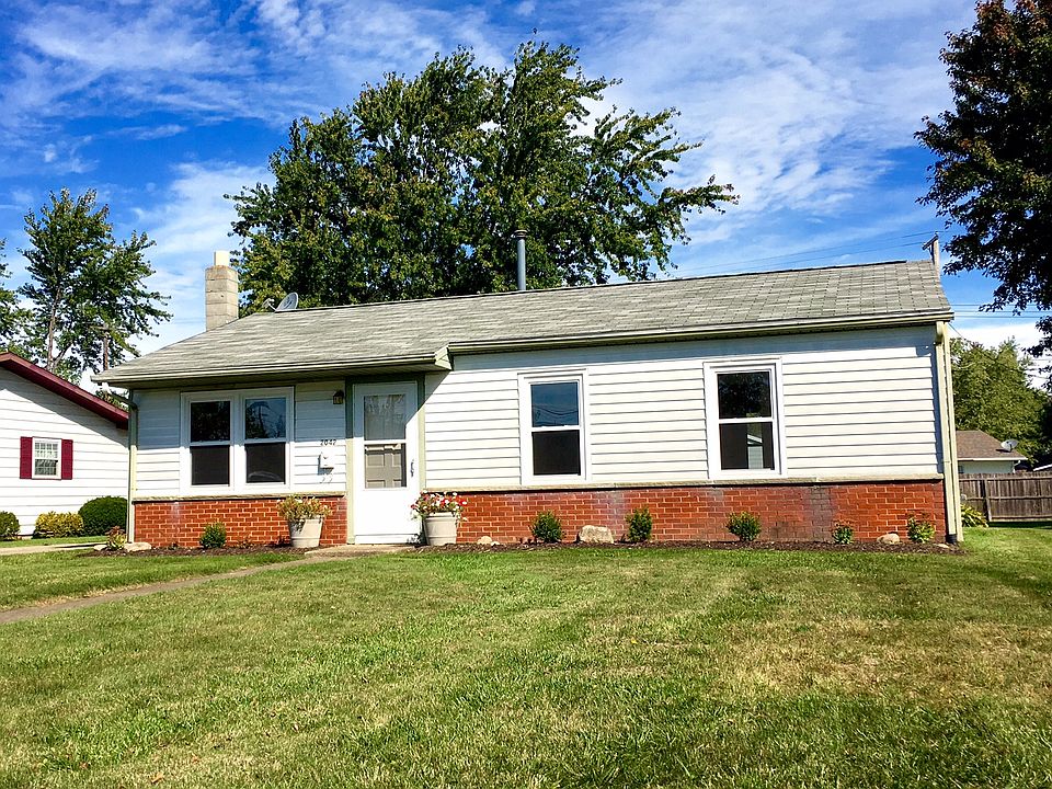 1st image of 2042 Willowood Dr S